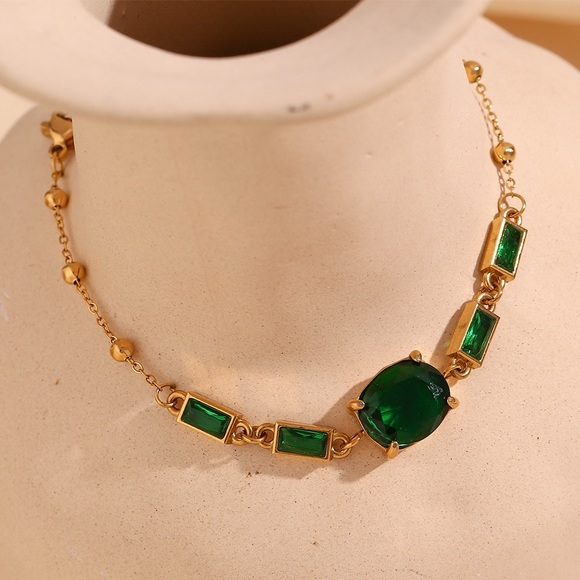 18K Gold Plated Green Emerald Cubic Zirconia Bracelet*Waterproof*Tarnish Free* - Picture 5 of 9
